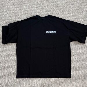 NWT HW Studio Holographik Oversized Black Short Sleeve Tee, size L.